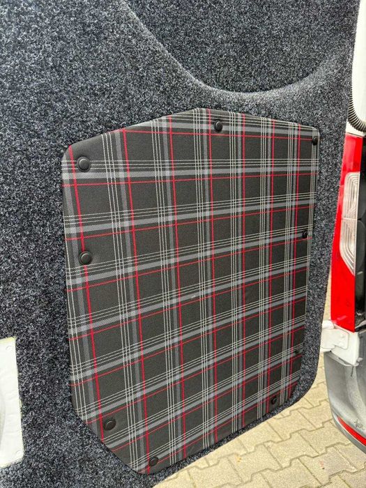 Переобладнання автомобіля в пасажир.