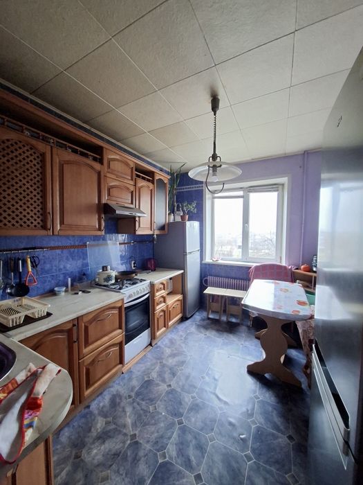 Продам 4-х кв вул.Калнишевського Хортицький 17 мкрн