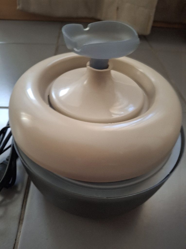 FONTE DE ÁGUA para gatos nova