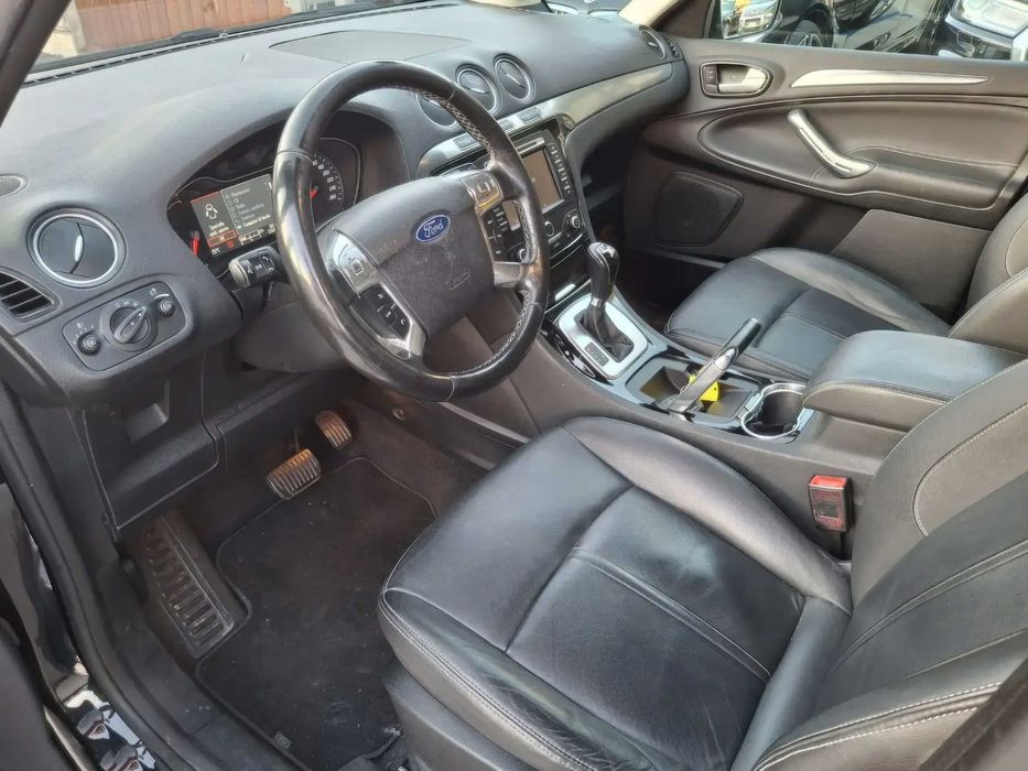 Ford S-Max      2014