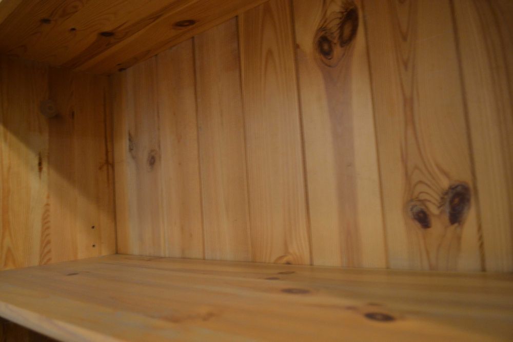 Kredens szafka pełne drewno na książki i inne skarby