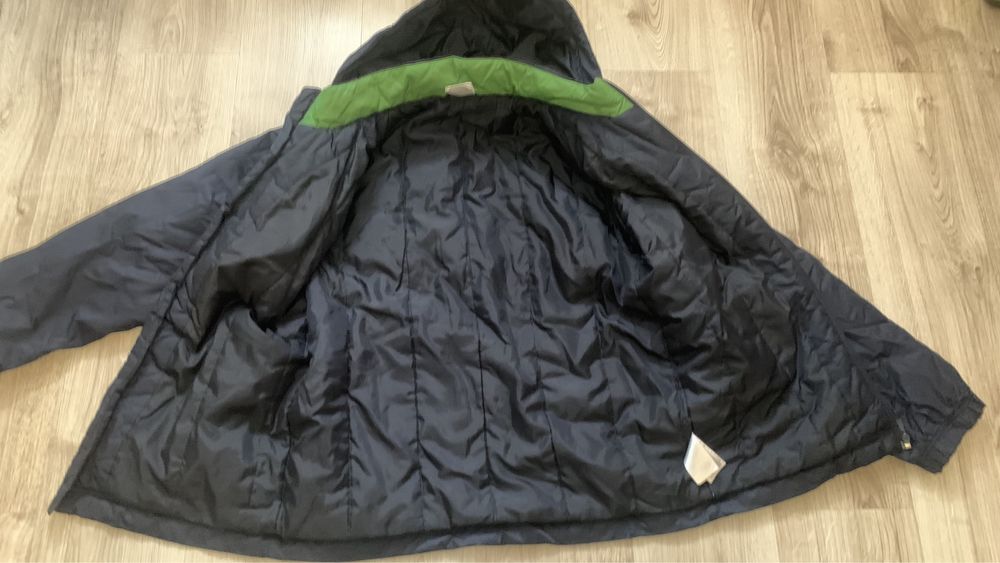 Курточка Adidas розмір М