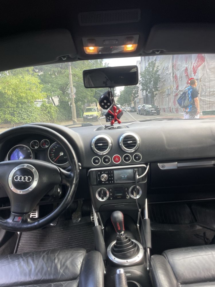 Sprzedam Audi TT8n 1.8 turbo