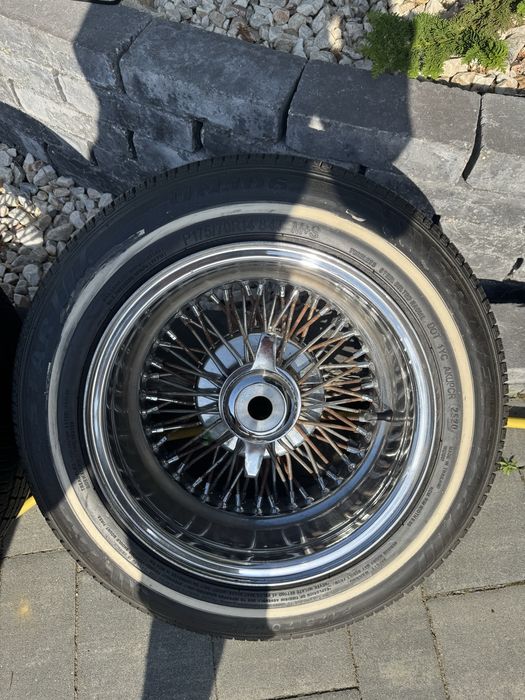 Felgi szprychowe z oponami