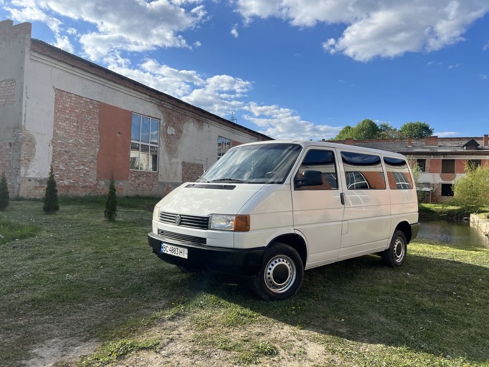 Volkswagen Transporter T4 пасажир