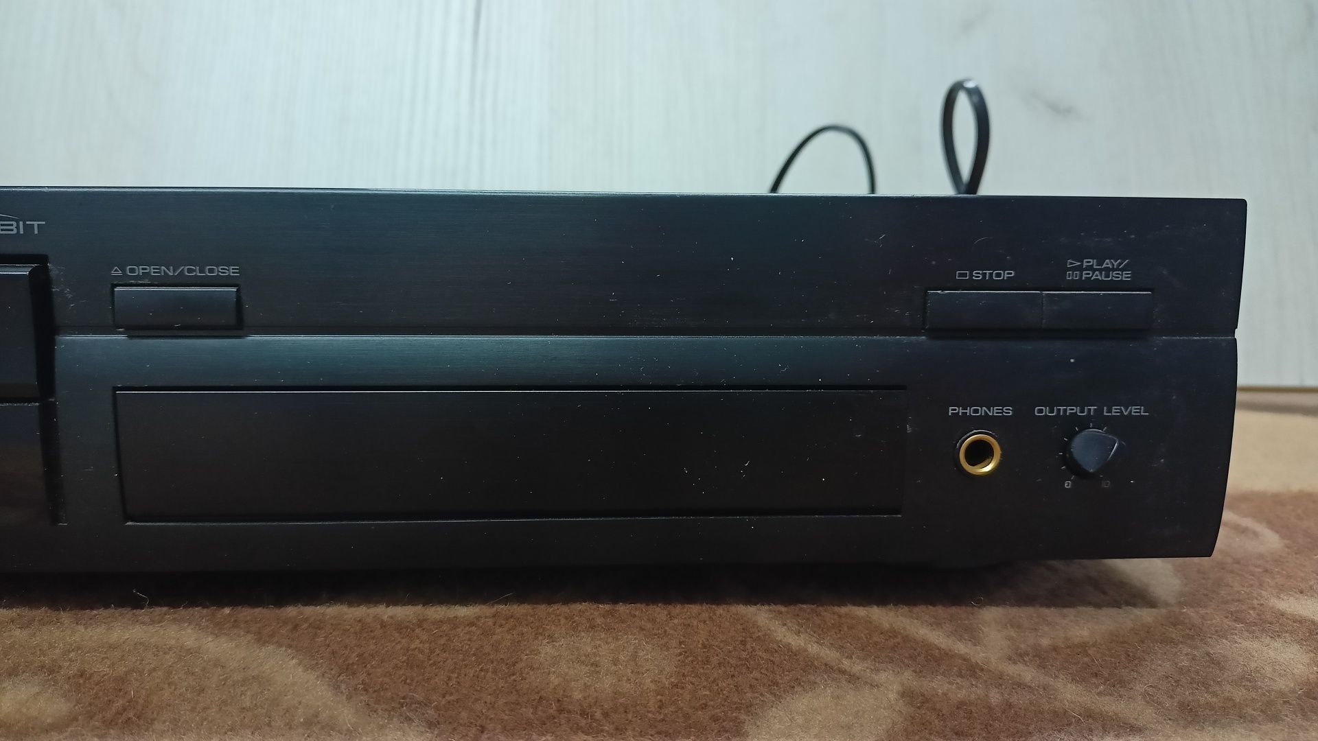 Odtwarzacz CD Yamaha CDX-890 PRO-BIT