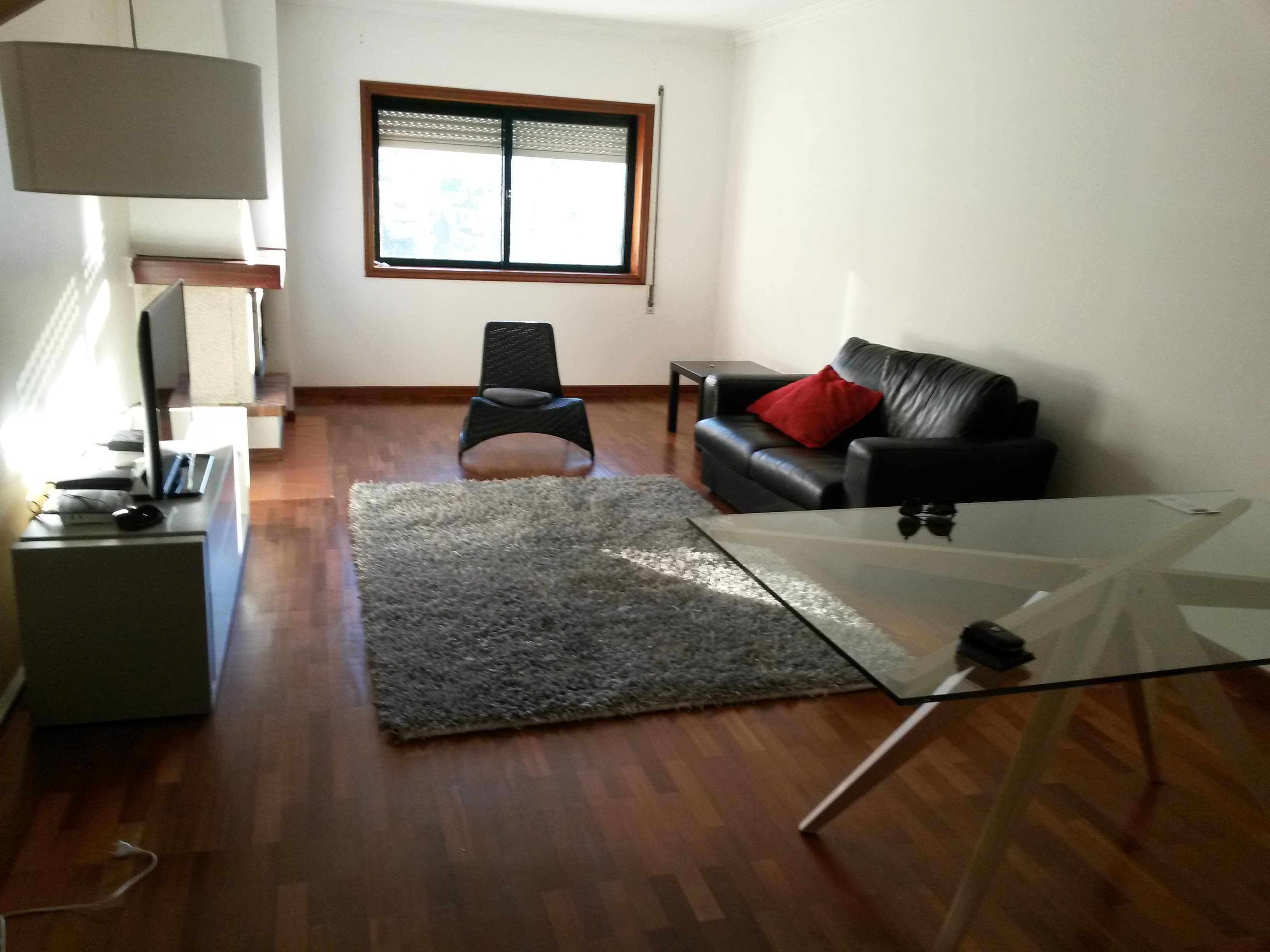 Doar /oferecer Sofá de 2 lugares