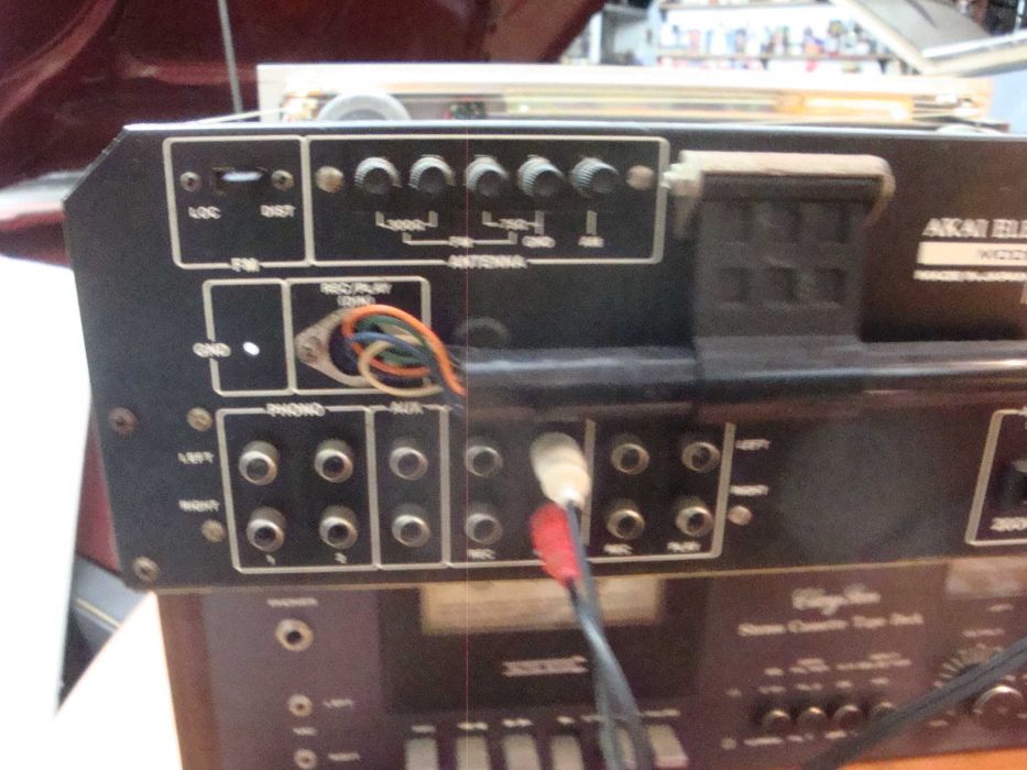 amplificador Akai AA7700