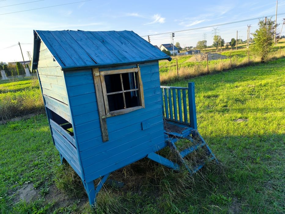 Domek ogrodowy dla dzieci.