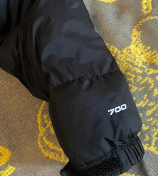 Czarna-kurtka -ITNFI- NorthFace-700-Rozmiary-M