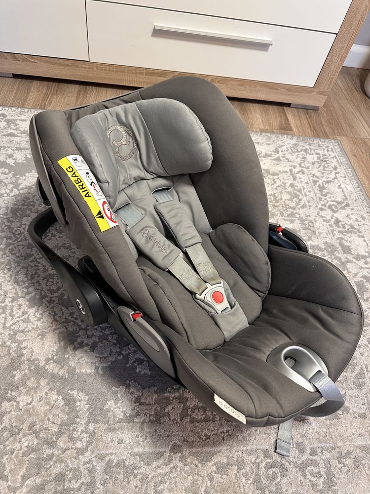 Cybex Cloud Q Platinum + baza isofix
