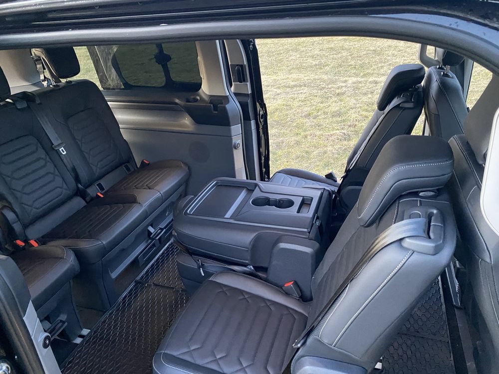 Wynajem busa 8-osób ford tourneo custom