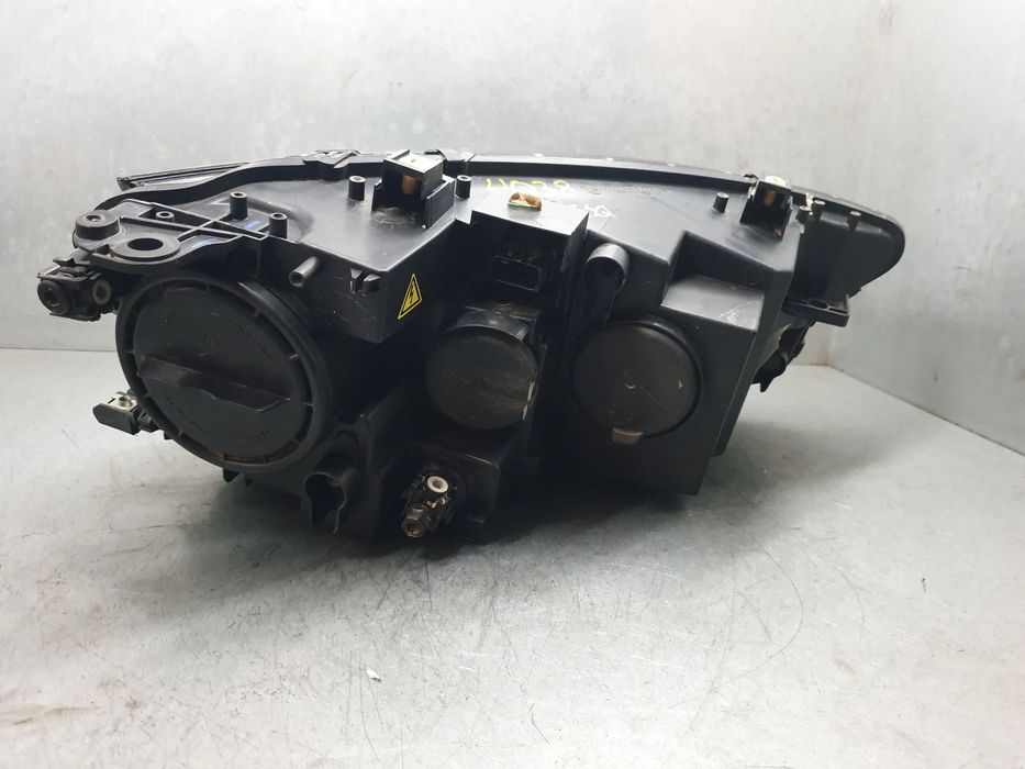 Ótica / farol esquerda DS DS7 Crossback (J_)