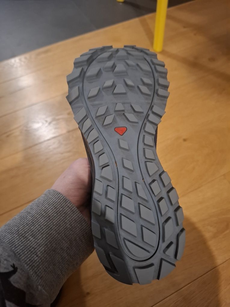 Buty Salomon z goretexem 36 i 2/3