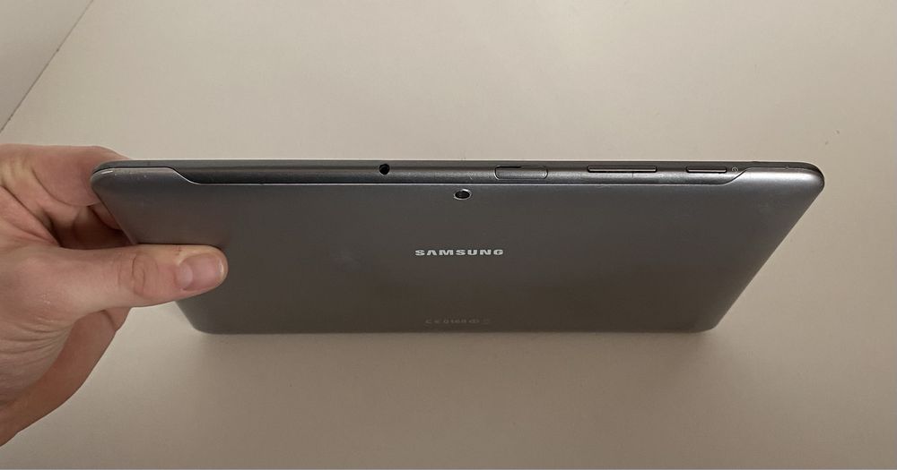 Планшет Samsung tab 2 10"/1GB RAM/16GB ROM! D669