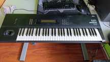 Syntezator Korg M1