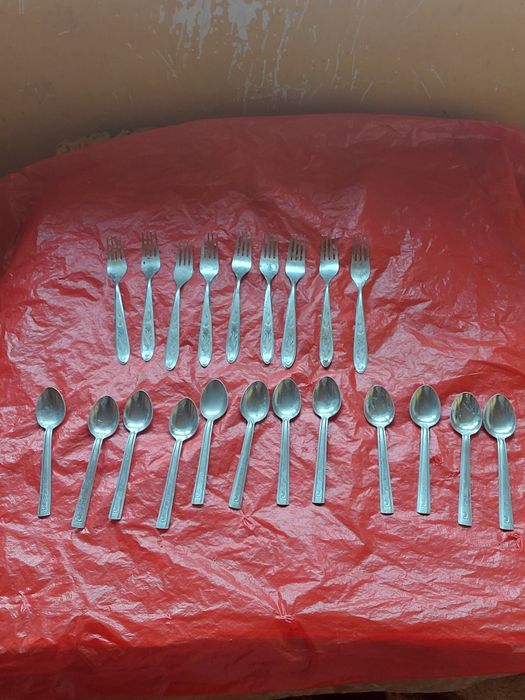 Stare sztućce aluminiowe 22 sztuki z czasów PRL