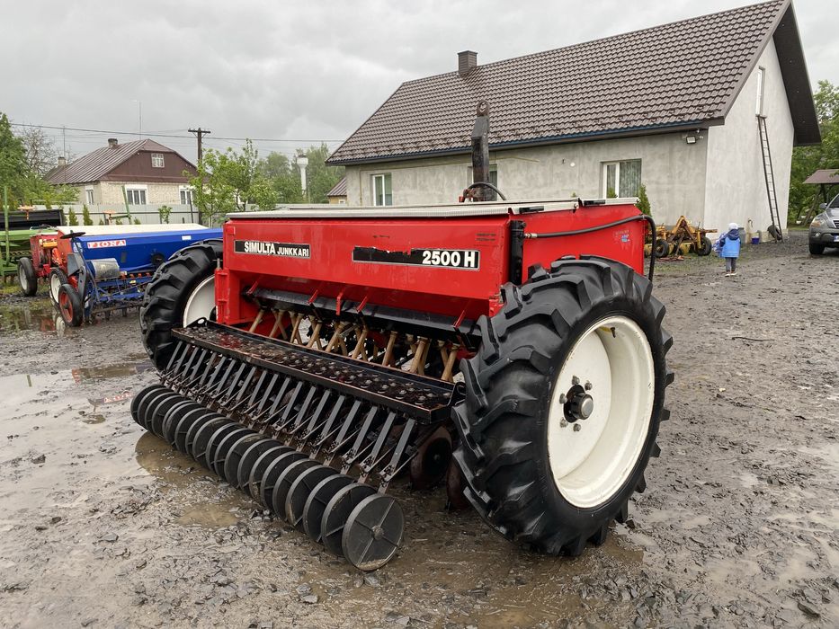 Сівалка дискова 2.5м SIMULTA причіпна з міндобривом Сімульта-туме-юко