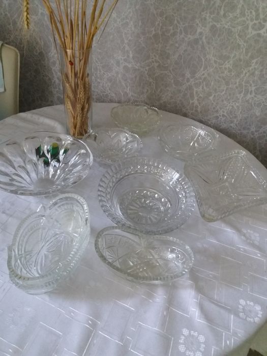 Хрусталь                      .