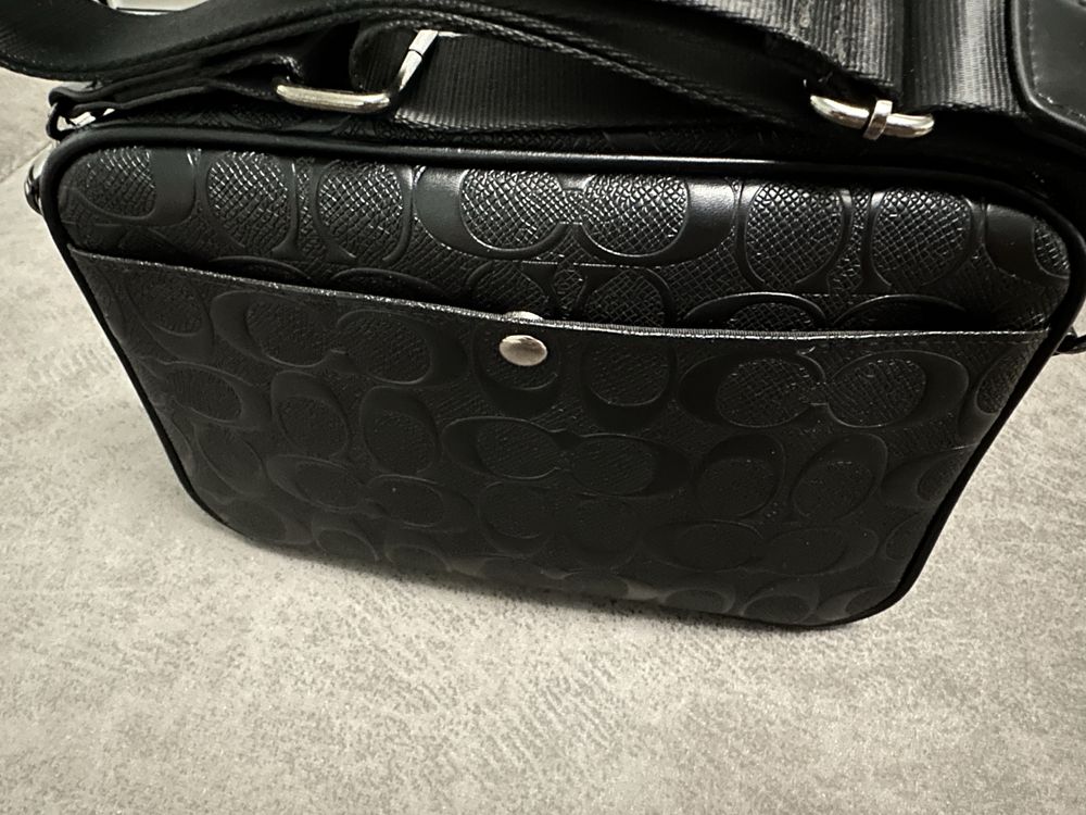 Сумка Coach Academy Crossbody Signature Leather Black