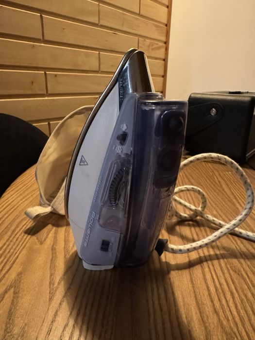 Утюг для подорожі