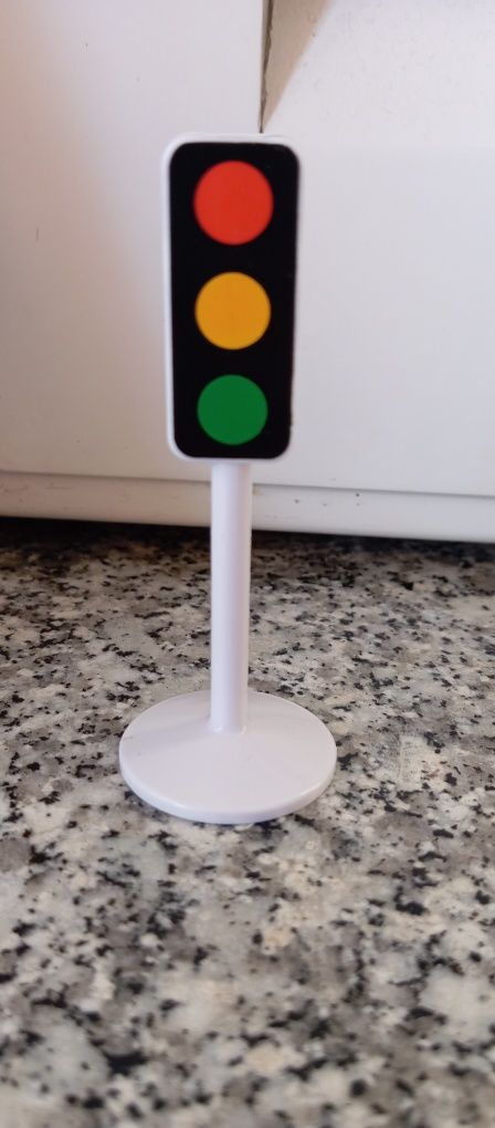 1 euro cada brinquedo/ foto à escolha