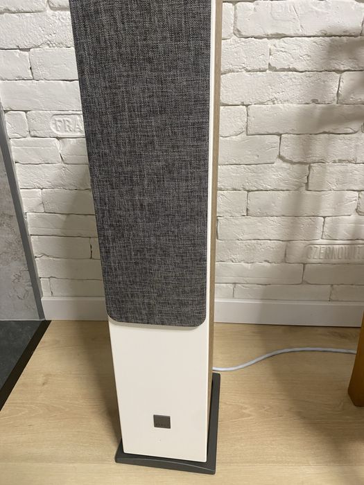 Dali oberon 5 light oak