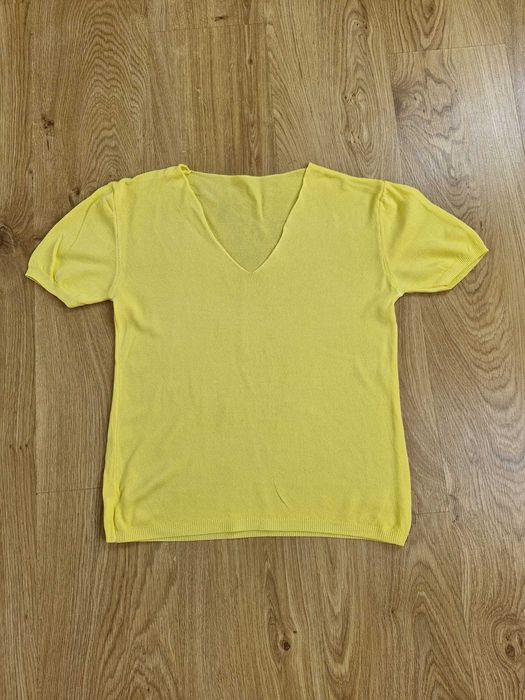 włoska żółta koszulka z wiskozy z dekoltem w serek roz. S