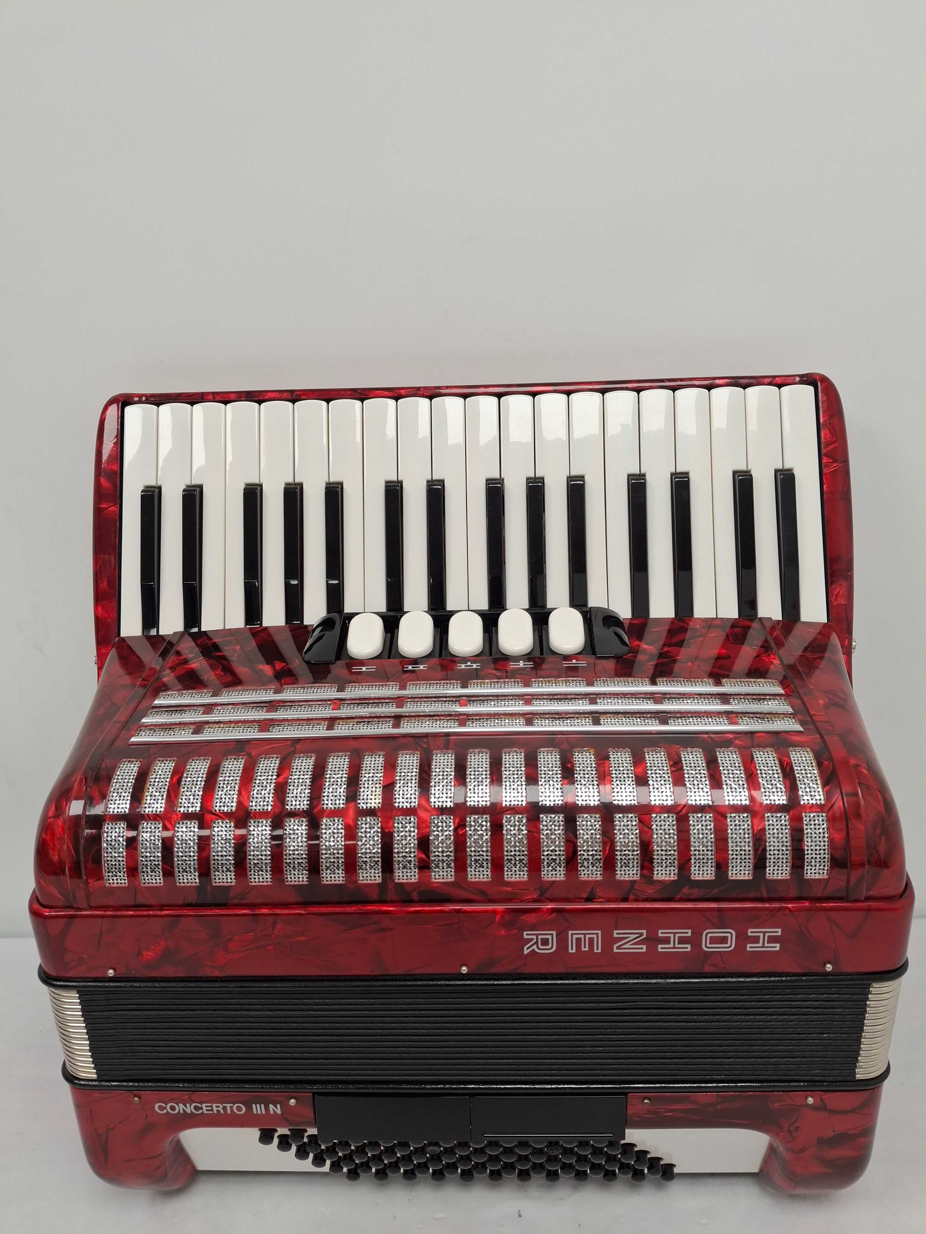 Akordeon Hohner Concerto IIIN ,bdb stan 72 basy,3 chóry, zamiana !!!