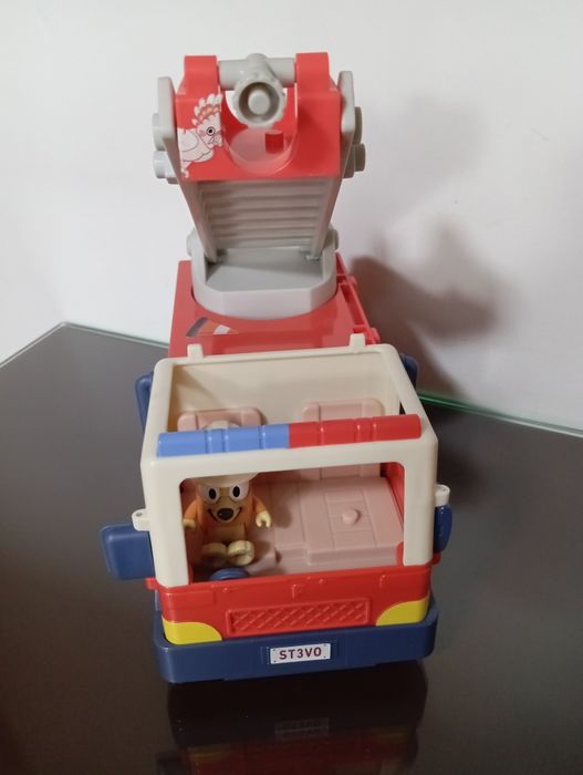 Bluey - Carro de Bombeiros
