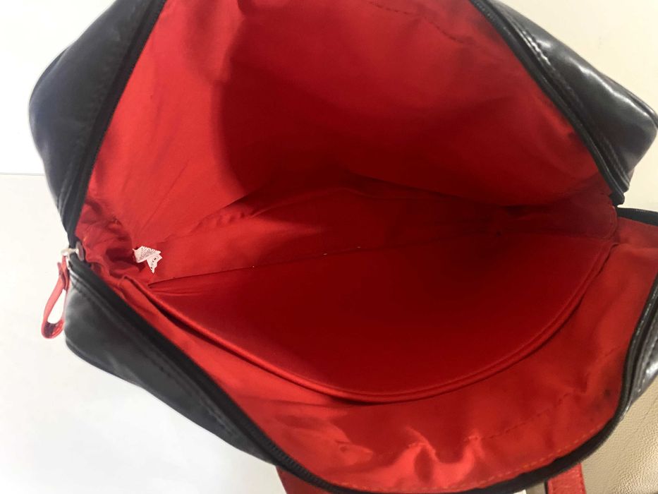 Pasta preta - Forever is boring