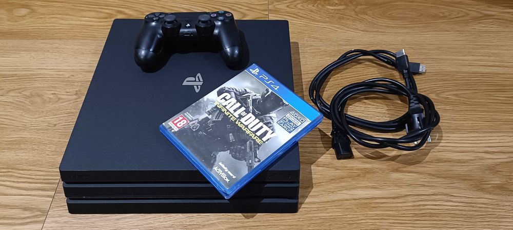 PS4 Pro 1TB - Comando original + Call of Duty