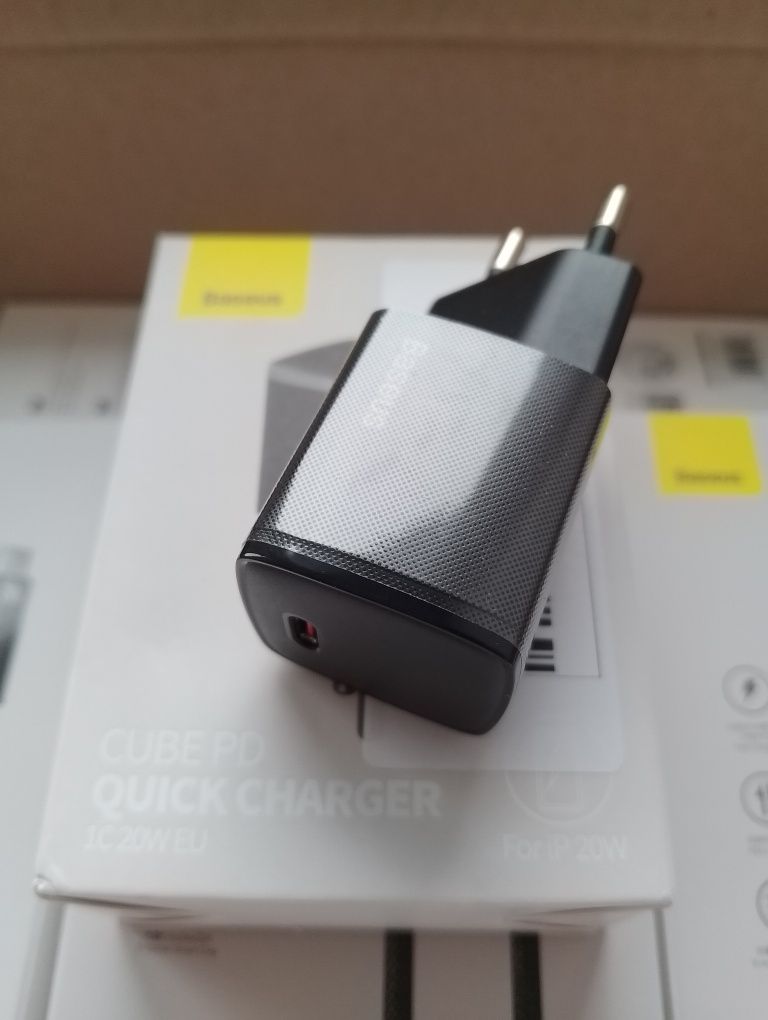 Зарядка Baseus 20w(тайпс)