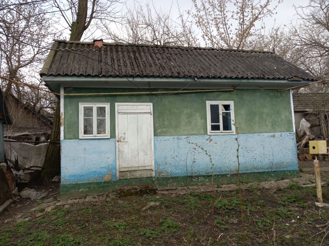 Будинок , с.Бузовиця