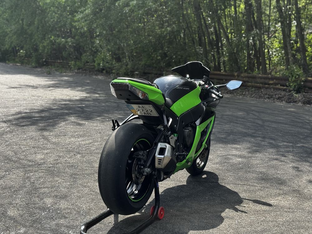 Kawasaki ZX10R на документах Видеообзор