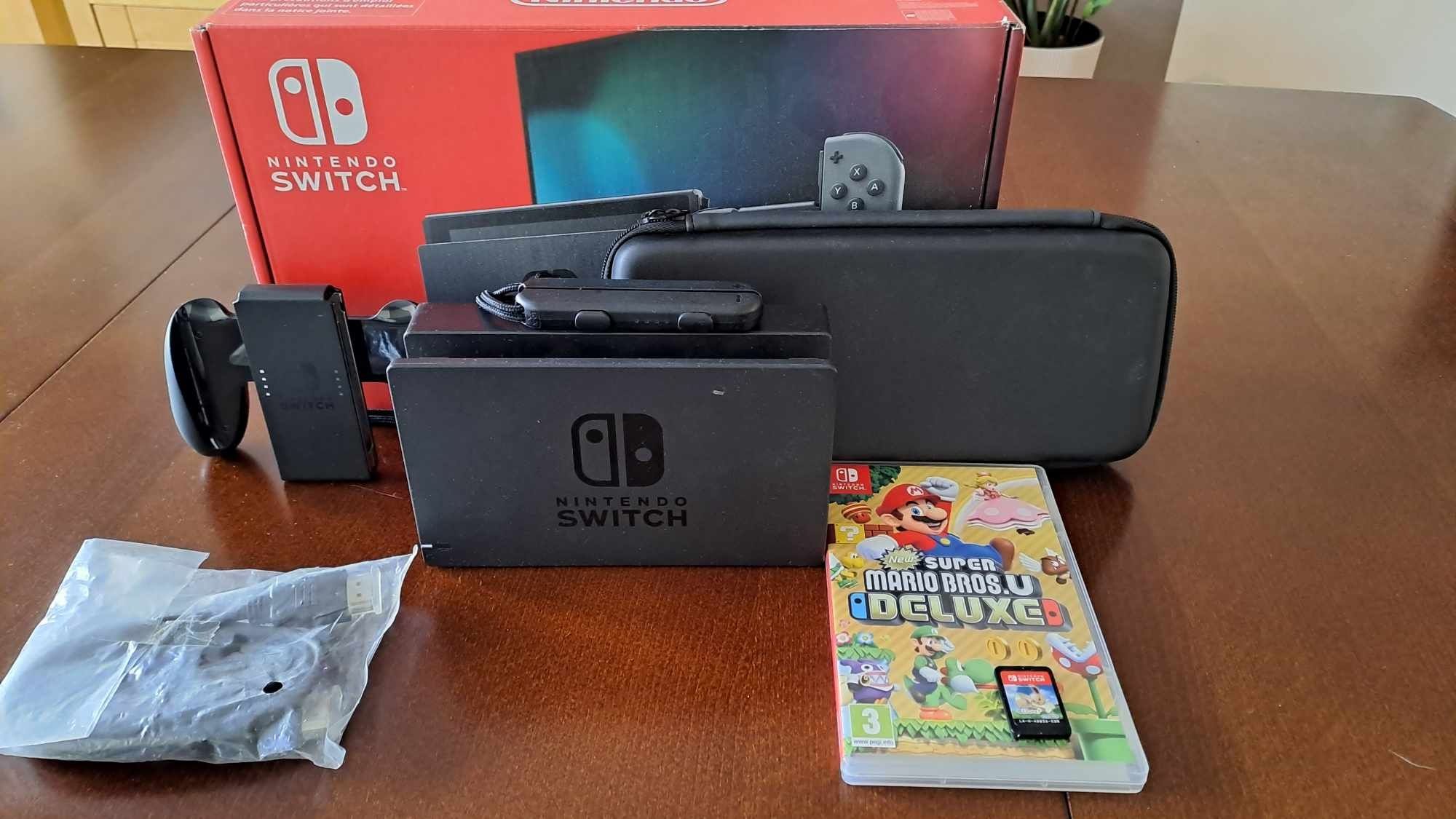 Nintendo switch model HAC-001 (cena 1100 bez gier)