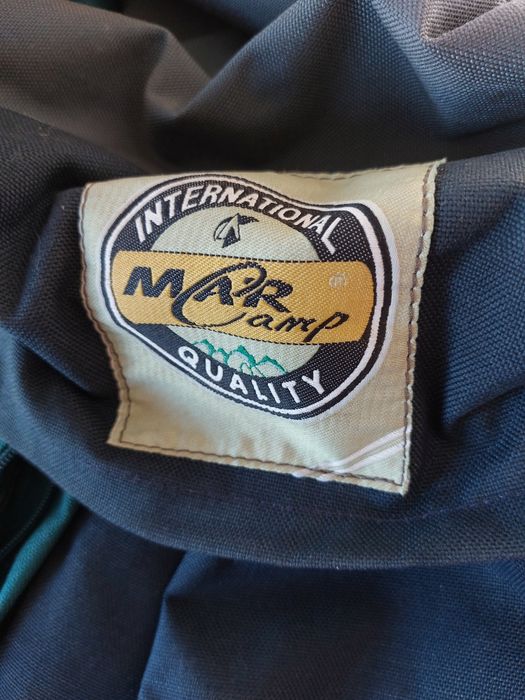 Mochila de viagem e campismo