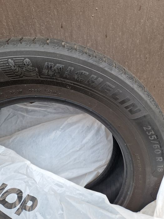 Продам резину два комплекта