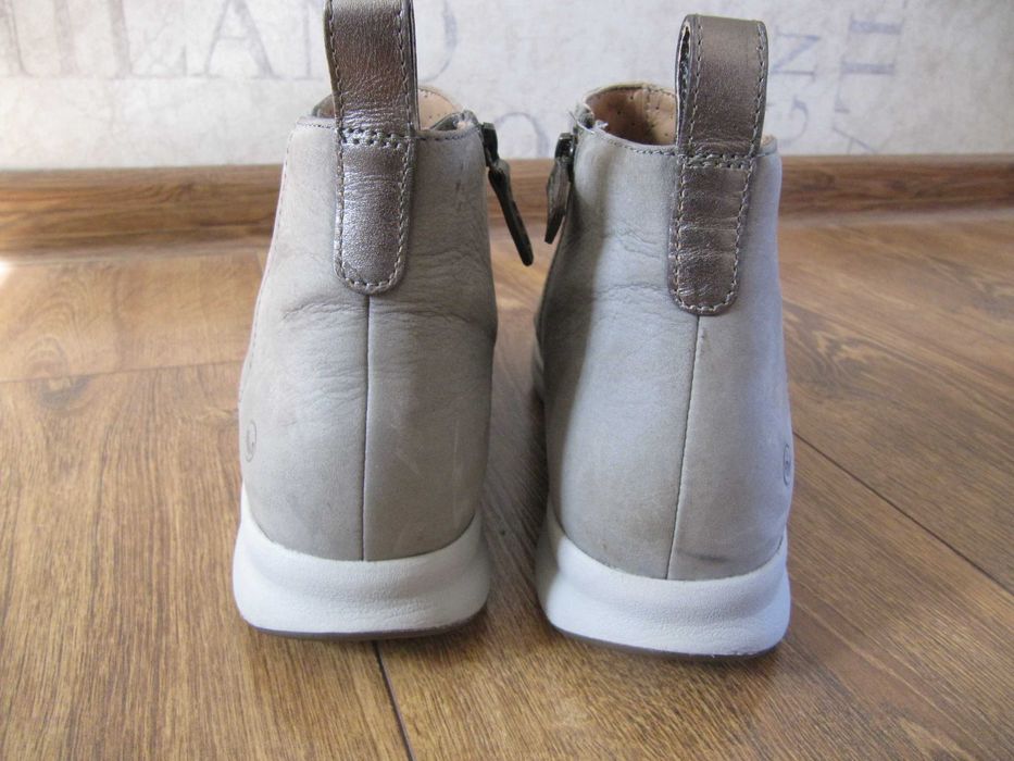 Жіночі черевики Clarks 39р 25,5см