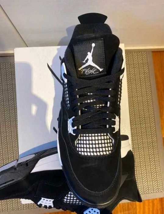 Buty dziecięceAJordan4Retro_White_Thunder R40