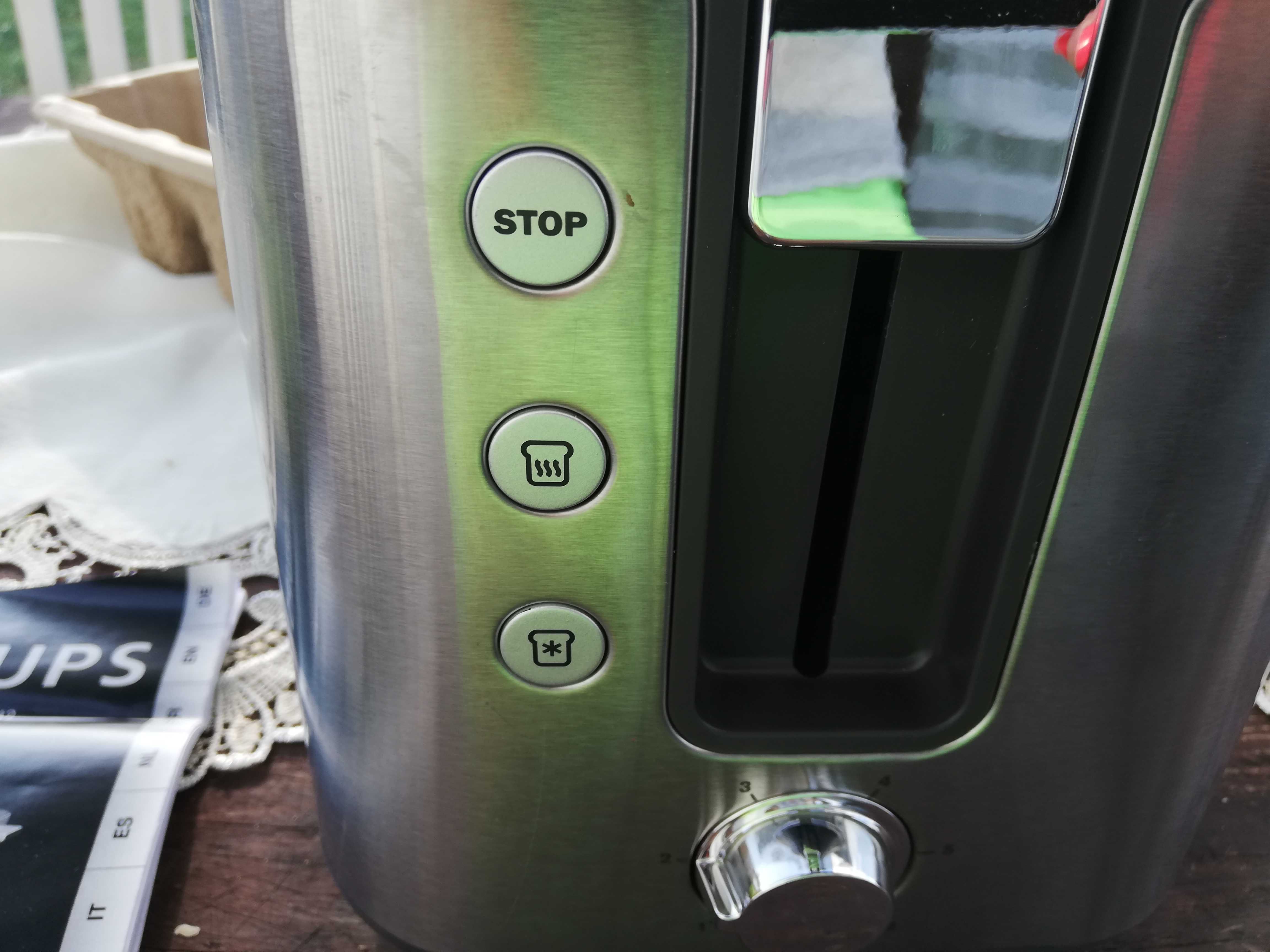 Toster Krups KH442D srebrny.