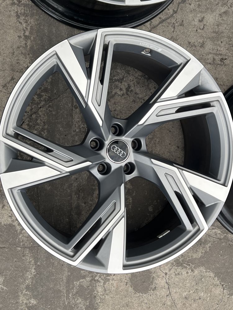 Oryginalne felgi aluminiowe do Audi A6 RS 22 cale