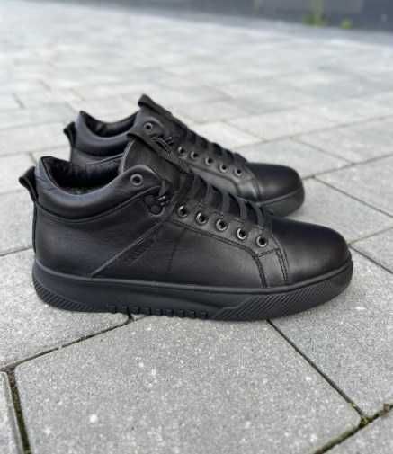 Чоловічі шкіряні зимові черевики на замок в середині вовна