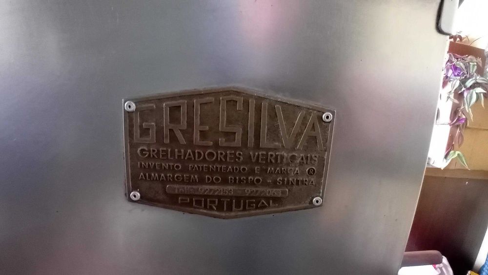 Grelhador elétrico profissional Gresilva