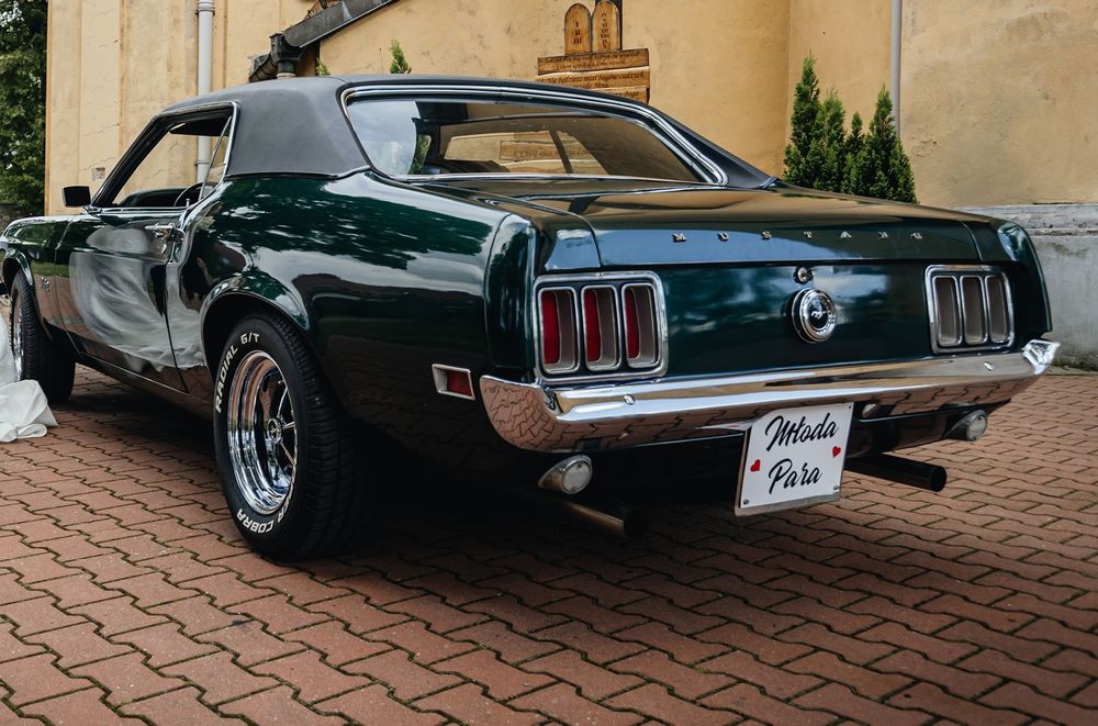 Samochód do ślubu ford mustang