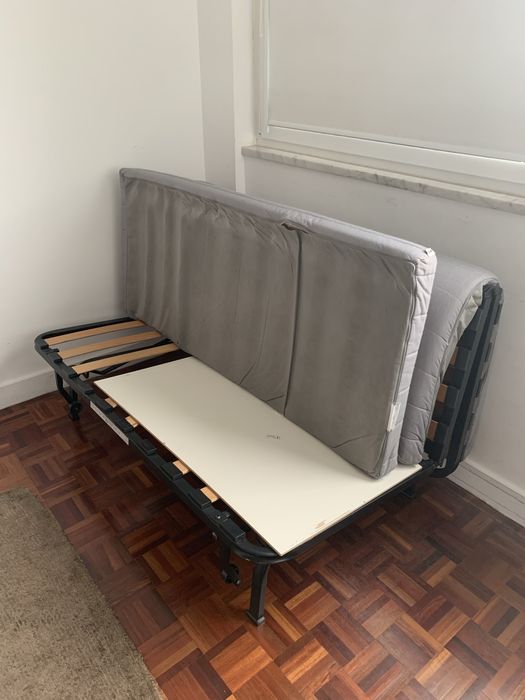 -Sofá cama (IKEA)-