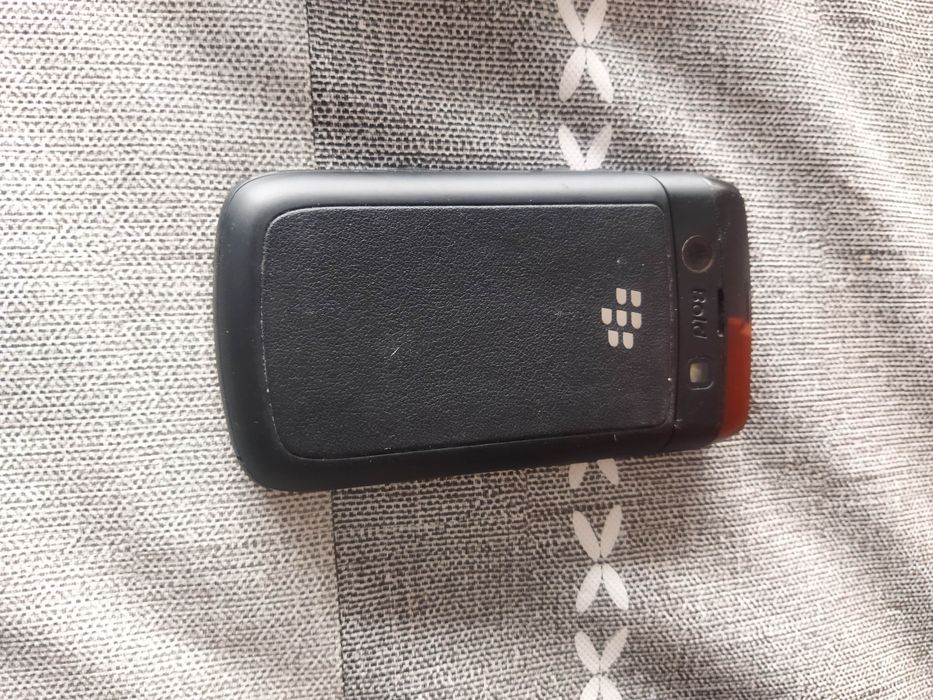 Blackberry Bold 9780 em muito bom estado, com acessórios