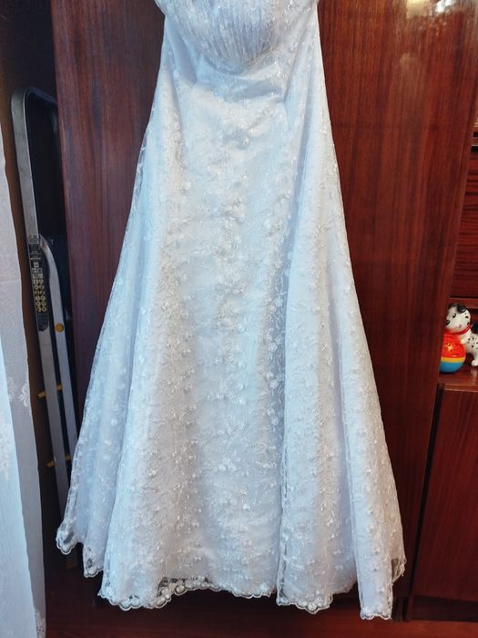 Продаю своє весільне плаття