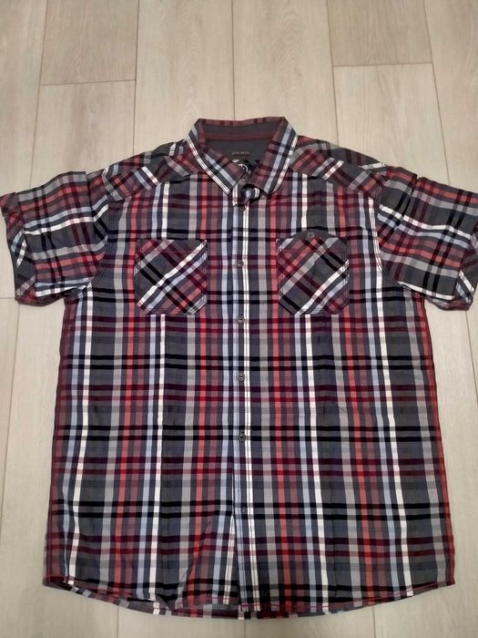 Сорочки чоловічі нові