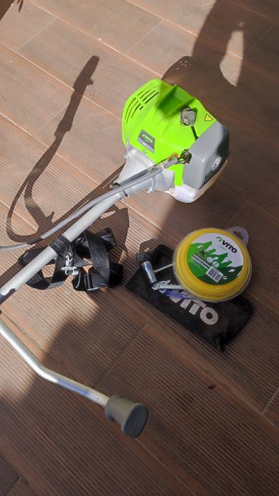 A roçadora  marca Vito